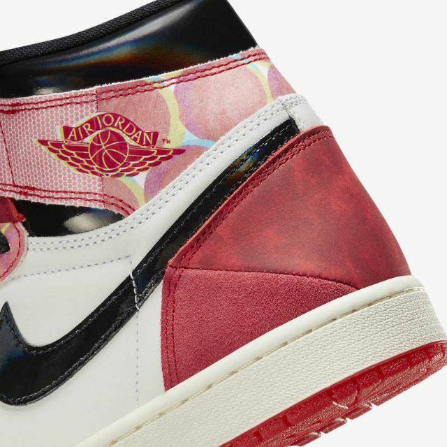 NIKE(ナイキ)のSpider-Man × Nike Air Jordan 1 High OG メンズの靴/シューズ(スニーカー)の商品写真