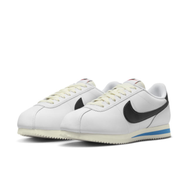 NIKE(ナイキ)のNIKE CORTEZ WHITE/BLACK/LIGHT PHOTO BLUE メンズの靴/シューズ(スニーカー)の商品写真