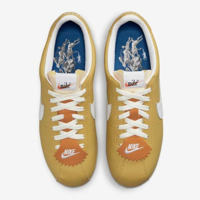 NIKE(ナイキ)のNike Cortez Running Rabbit "Wheat Gold" メンズの靴/シューズ(スニーカー)の商品写真