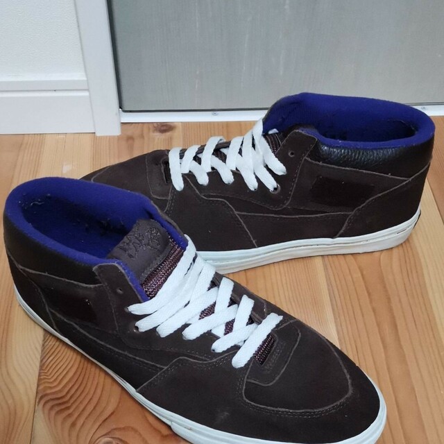 VANS(ヴァンズ)の【早い者勝ち値引きUSED】VANS×supreme Half Cab 28.5 メンズの靴/シューズ(スニーカー)の商品写真