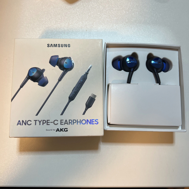 SAMSUNG(サムスン)のSamsung タイプCヘッドフォン ANC ノイキャン スマホ/家電/カメラのオーディオ機器(ヘッドフォン/イヤフォン)の商品写真