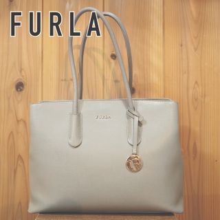 FURLA テッサ L トートバッグ ハンドバッグ グレージュ A4収納可 本革