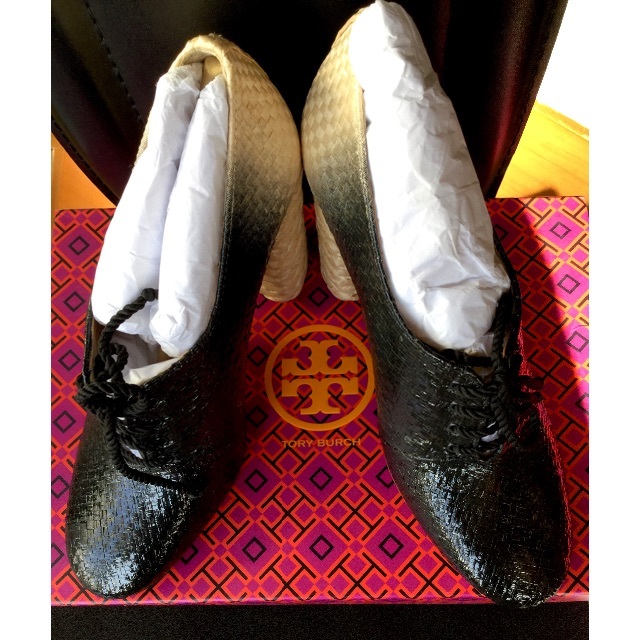 TORY BURCH トリーバーチ エナメル パンプス ヒール9cm