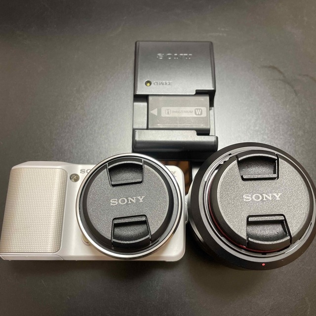 SONY α NEX-3