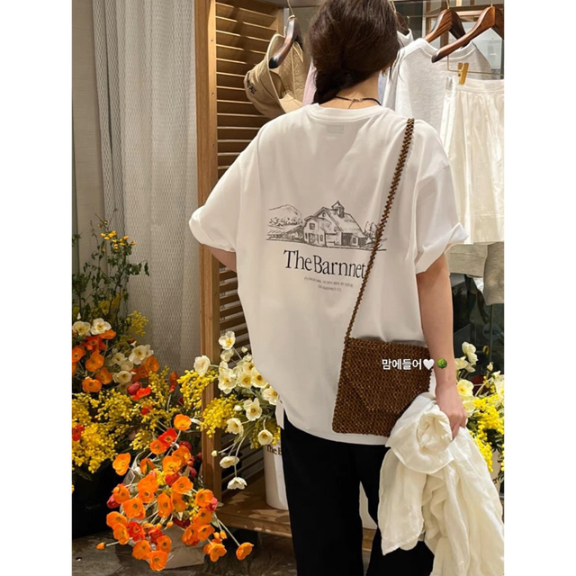 新品 the barnnet Country Barn T-Shirt 韓国 Tシャツ(半袖/袖なし)