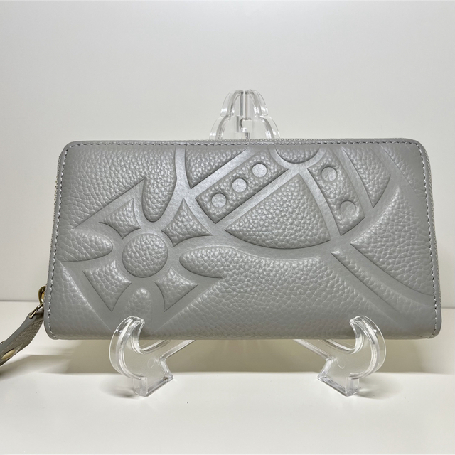 Vivienne Westwood(ヴィヴィアンウエストウッド)の✨新品✨ヴィヴィアンウエストウッド 長財布 グレー レディースのファッション小物(財布)の商品写真