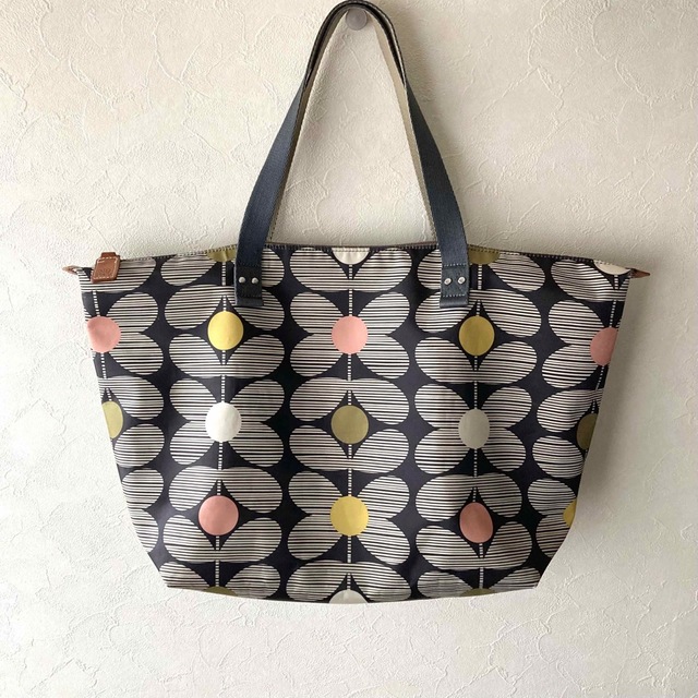 Orla Kiely(オーラカイリー)のオーラカイリー Orla Kiely ナイロンバッグ レディースのバッグ(トートバッグ)の商品写真