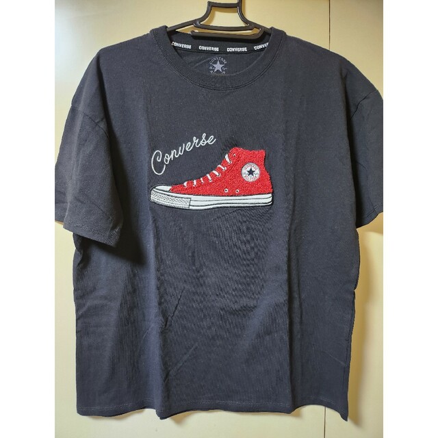 CONVERSE(コンバース)のCONVERSE　Tシャツ　ブラック レディースのトップス(Tシャツ(半袖/袖なし))の商品写真