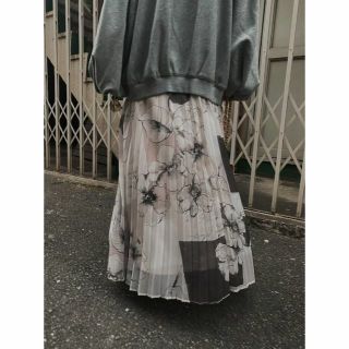 アメリヴィンテージ(Ameri VINTAGE)のAMERI HOLLY VINTAGE PLEATS SKIRT(ロングスカート)