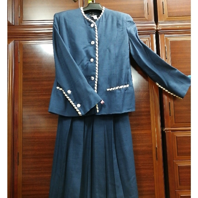 CHANEL(シャネル)のシャネル シルクスーツ レディースのフォーマル/ドレス(スーツ)の商品写真