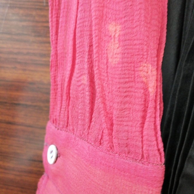 CHANEL(シャネル)のシャネル  シルクブラウスタンクトップ、シルクプリーツスカートセットアップ レディースのフォーマル/ドレス(その他)の商品写真