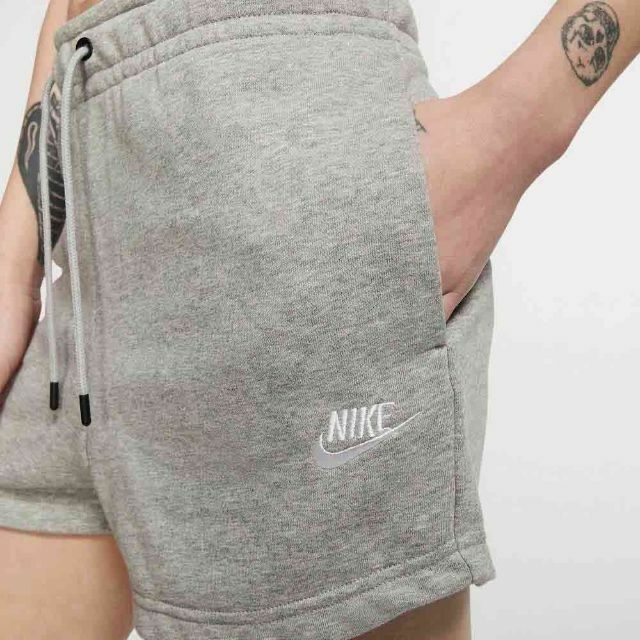 Nike ショートパンツ Sportswear Essential Shorts