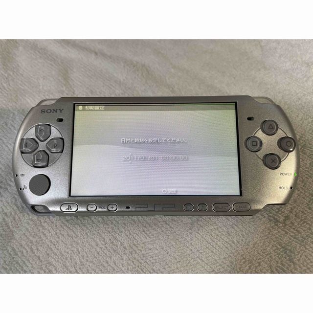 PlayStation Portable(プレイステーションポータブル)の☆動作品☆ PSP-3000  ミスティックシルバー エンタメ/ホビーのゲームソフト/ゲーム機本体(携帯用ゲーム機本体)の商品写真