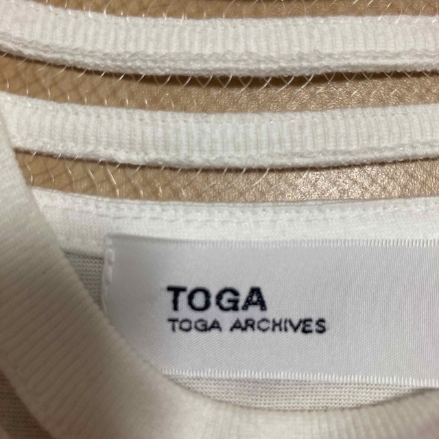 TOGA(トーガ)のトーガ　トップスネックシースルー　ホワイト レディースのトップス(Tシャツ(半袖/袖なし))の商品写真