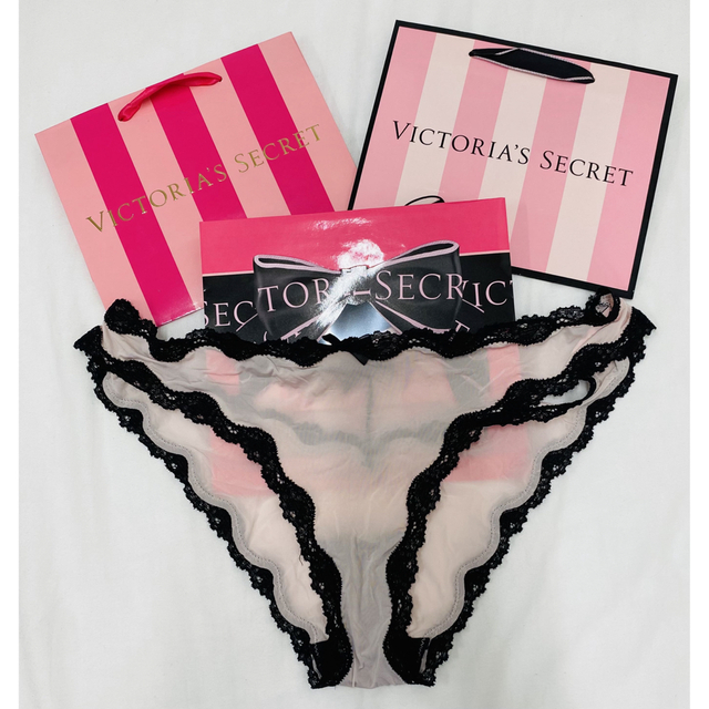 Victoria's Secret(ヴィクトリアズシークレット)の新品未使用 Victoria’s Secret チーキーショーツ レディースの下着/アンダーウェア(ショーツ)の商品写真