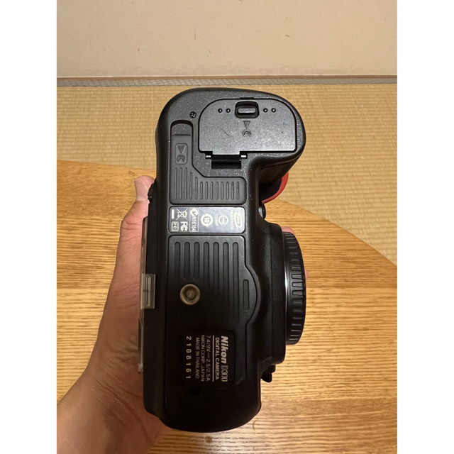 Nikon(ニコン)のNIKON ニコンD300 本体　完動品おまけ付き スマホ/家電/カメラのカメラ(デジタル一眼)の商品写真