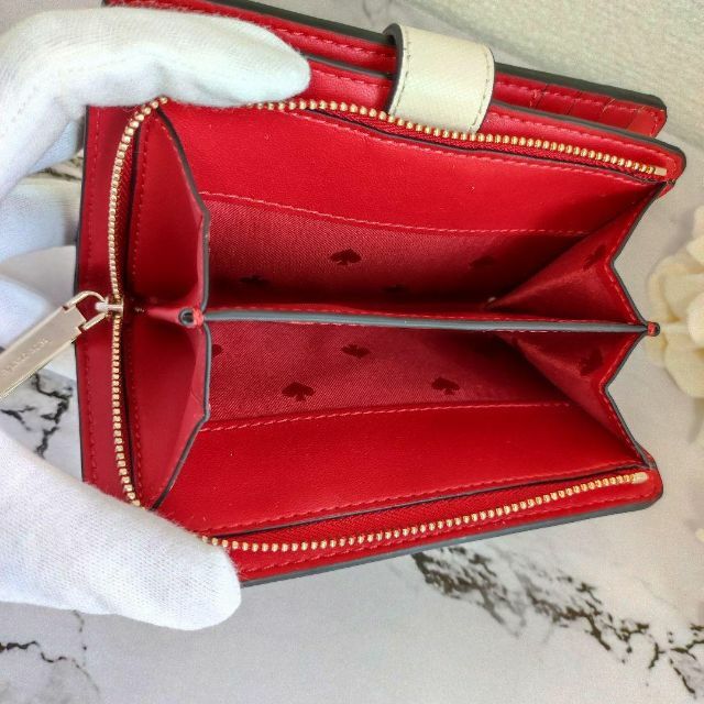 【新品 未使用】ケイトスペード 二つ折り てんとう虫 ミニ財布