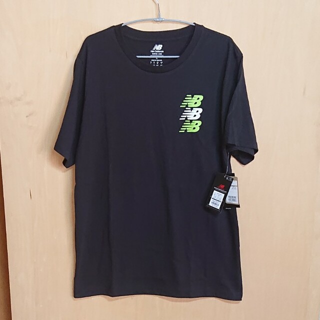 New Balance(ニューバランス)の新品 ニューバランス 黒 XLサイズ Tシャツ 半袖 メンズのトップス(Tシャツ/カットソー(半袖/袖なし))の商品写真