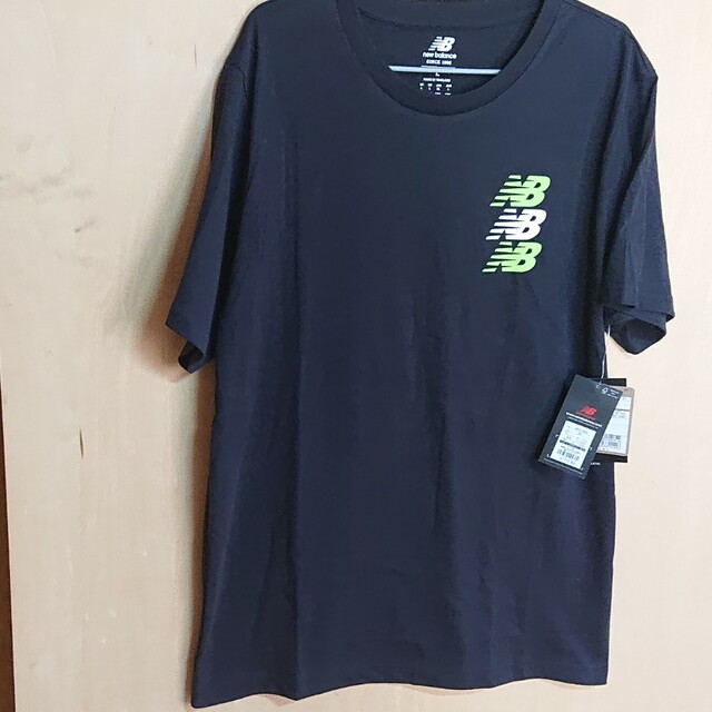 New Balance(ニューバランス)の新品 ニューバランス 黒 XLサイズ Tシャツ 半袖 メンズのトップス(Tシャツ/カットソー(半袖/袖なし))の商品写真