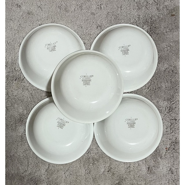 CORELLE(コレール)のコレール小ボウル5個セット　スヌーピーANDウッドストック柄 インテリア/住まい/日用品のキッチン/食器(食器)の商品写真