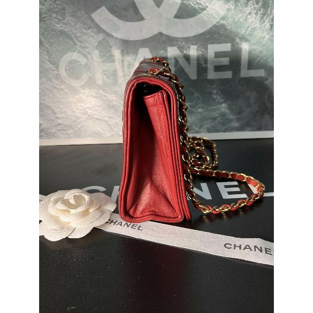 魅了 ☆正規超美品☆シャネル プッシュロックチェーンショルダー