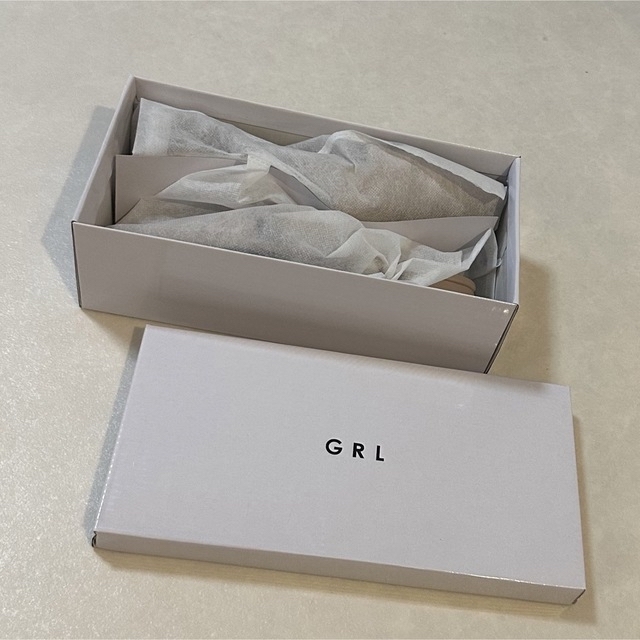 GRL(グレイル)のGRL ポインテッドトゥローヒールレザーミュール 24.5cm レディースの靴/シューズ(ミュール)の商品写真