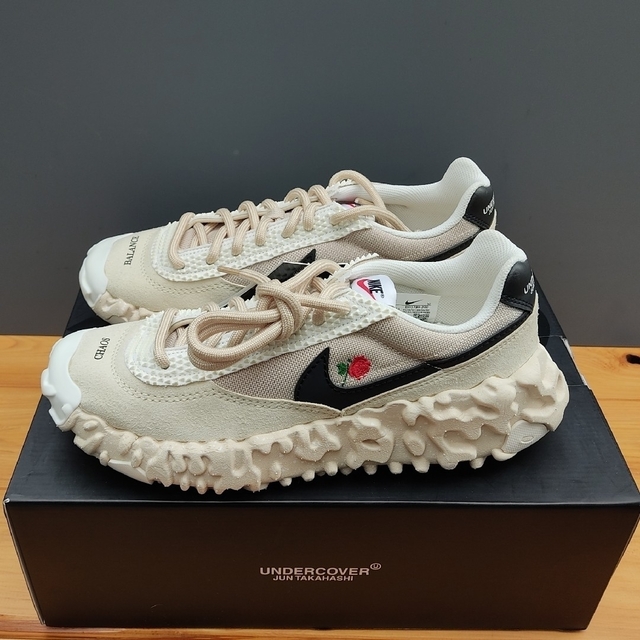 NIKE × UNDERCOVER　DD1789 200