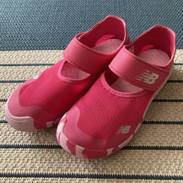 New Balance(ニューバランス)のニューバランス　アクアシューズ　子供用　23.5cm キッズ/ベビー/マタニティのキッズ靴/シューズ(15cm~)(スニーカー)の商品写真