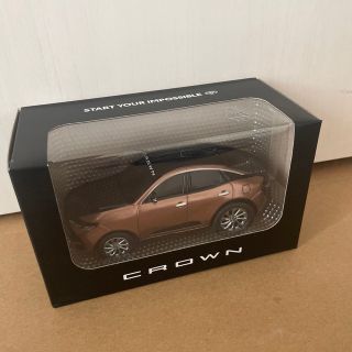 トヨタ(トヨタ)のトヨタ クラウン プルバックカー ブラック×プレシャスブロンズ 新品未開封(ミニカー)