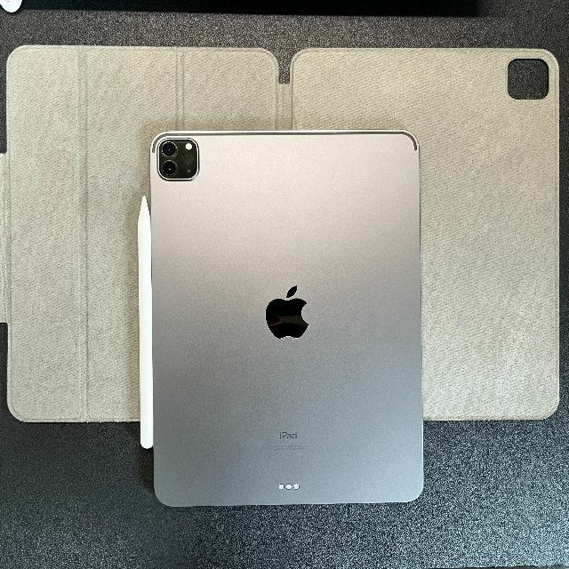 Apple(アップル)の【かな様 専用】iPad + Pencil + Cover + Film スマホ/家電/カメラのPC/タブレット(タブレット)の商品写真