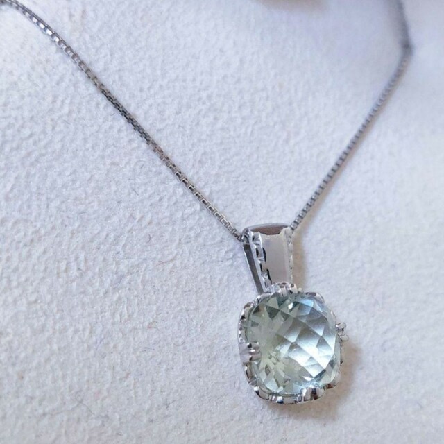 ホワイトゴールド×グリーンクォーツネックレス K18WG 2.00ct 3.7g約16cm×10cm刻印