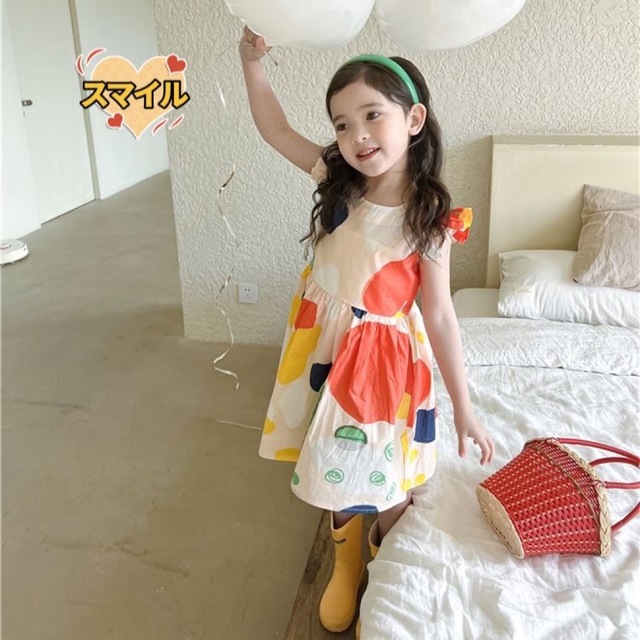 キッズワンピース　カラフル　フリル　ギャザー　女の子夏物120 キッズ/ベビー/マタニティのキッズ服女の子用(90cm~)(ワンピース)の商品写真