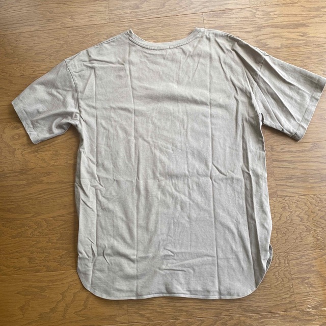 GU(ジーユー)のGU   Tシャツ　XLサイズ　 メンズのトップス(Tシャツ/カットソー(半袖/袖なし))の商品写真