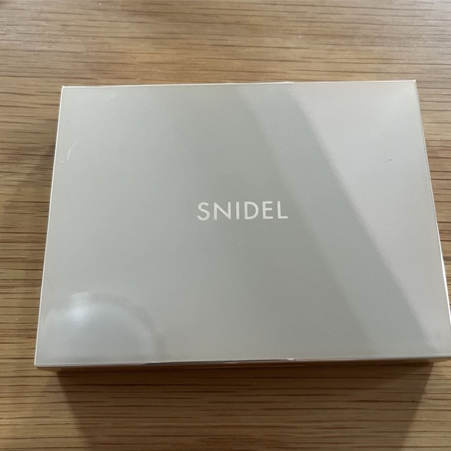 SNIDEL(スナイデル)のスナイデル　フェイススタイリスト　02 コスメ/美容のベースメイク/化粧品(アイシャドウ)の商品写真