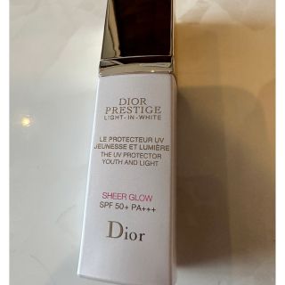 ディオール(Dior)のDIOR PRESTIGE ディオールプレステージホワイト　ル　プロテクター(化粧下地)