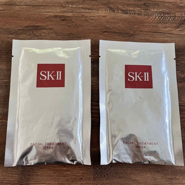 SK-II(エスケーツー)のSK-II ジェノプティクスウルトオーラ&フェイシャルトリートメントマスク2枚 コスメ/美容のキット/セット(サンプル/トライアルキット)の商品写真