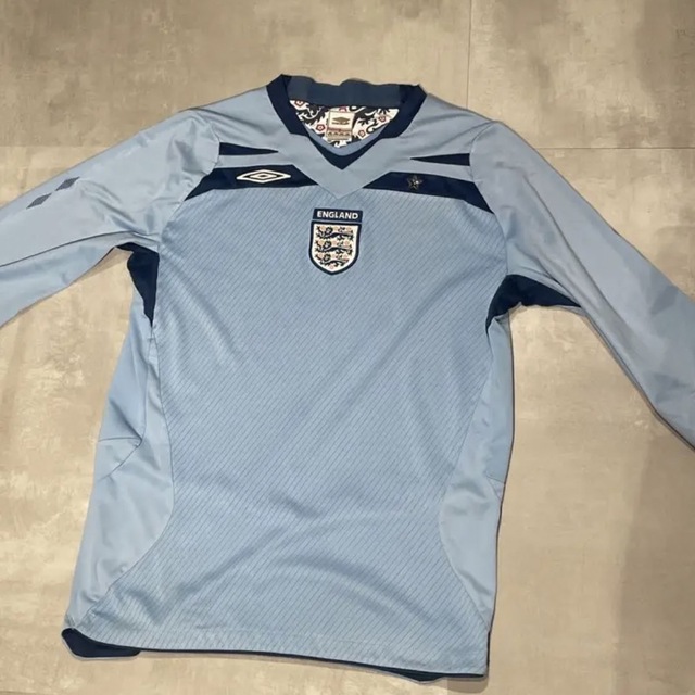 UMBRO(アンブロ)の激レア！アンブロ　イングランド代表　スウェット　ブルー メンズのトップス(Tシャツ/カットソー(半袖/袖なし))の商品写真