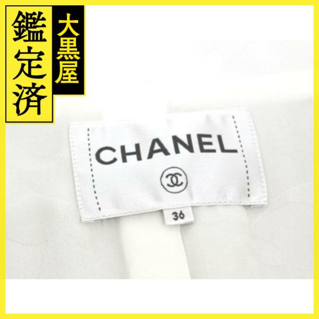 CHANEL(シャネル)のシャネル　ジャケット　レディース36　ブラックホワイト　スパンコール　【200】 レディースのジャケット/アウター(ノーカラージャケット)の商品写真