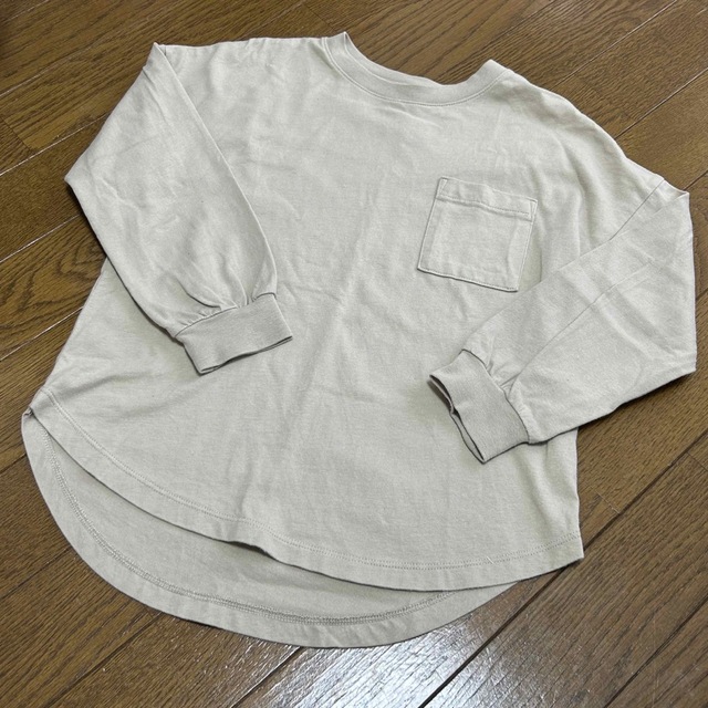 GU(ジーユー)のGU・トップス キッズ/ベビー/マタニティのキッズ服男の子用(90cm~)(Tシャツ/カットソー)の商品写真