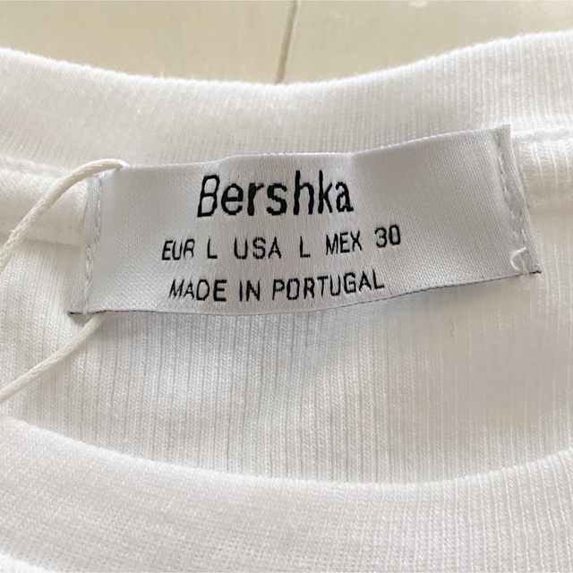 Bershka(ベルシュカ)のBershka ピチT ショート丈 Tシャツ レディースのトップス(Tシャツ(半袖/袖なし))の商品写真