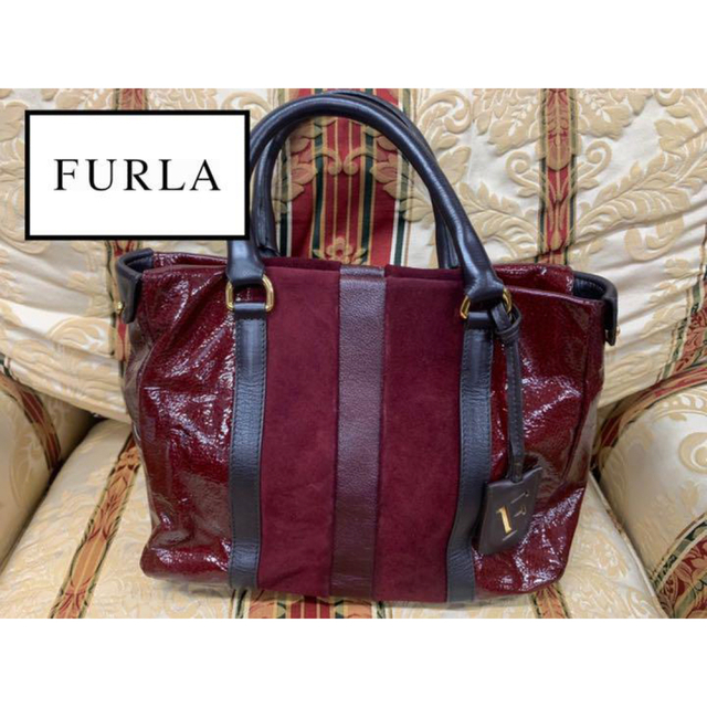 FURLA フルラ トート ハンドバッグ レザー エナメル