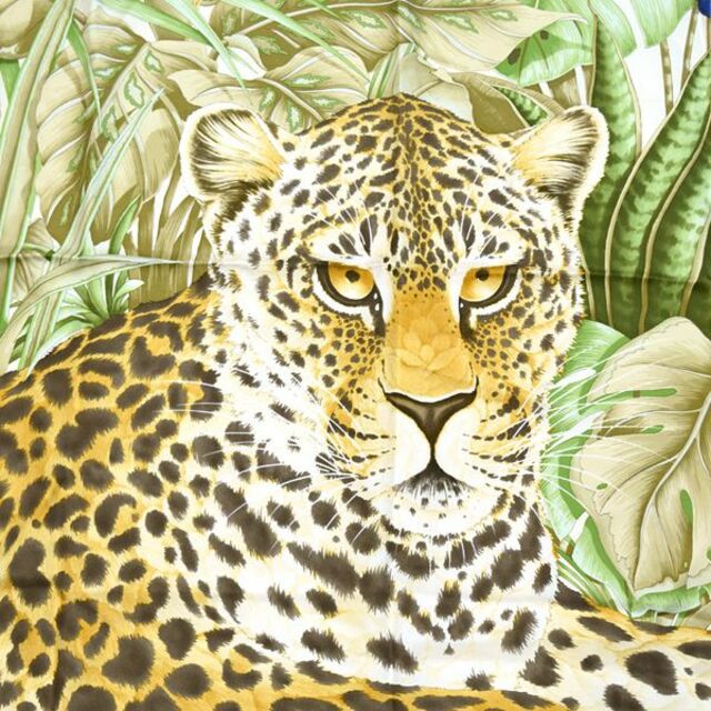 サルヴァトーレフェラガモ シルクスカーフ 動物 植物-