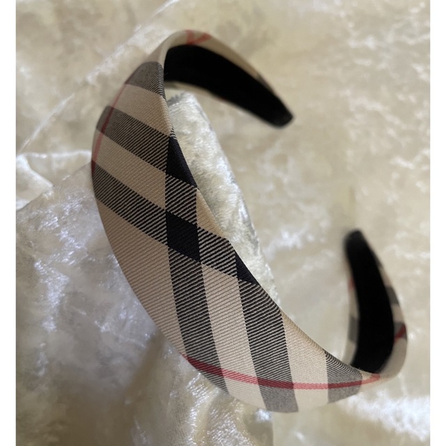 日本未入荷 BURBERRY カチューシャ バーバリー ヘアアクセサリー 日本未入荷 BURBERRY カチューシャ バーバリー ヘアアクセサリー