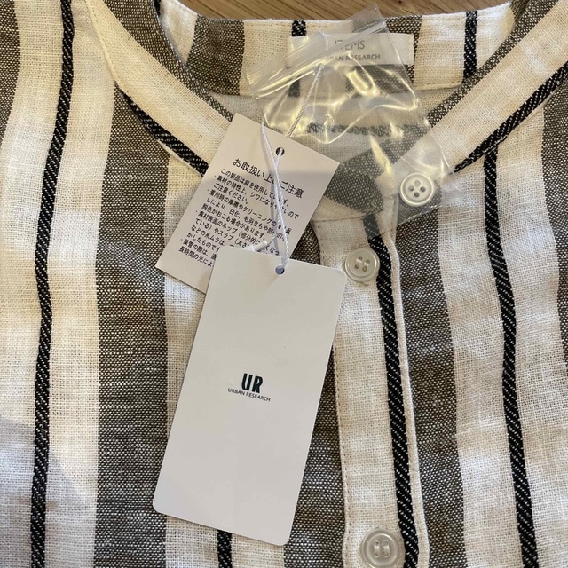 URBAN RESEARCH(アーバンリサーチ)のリネンレーヨンフレンチシャツ ITEMS アーバンリサーチ レディースのトップス(シャツ/ブラウス(半袖/袖なし))の商品写真