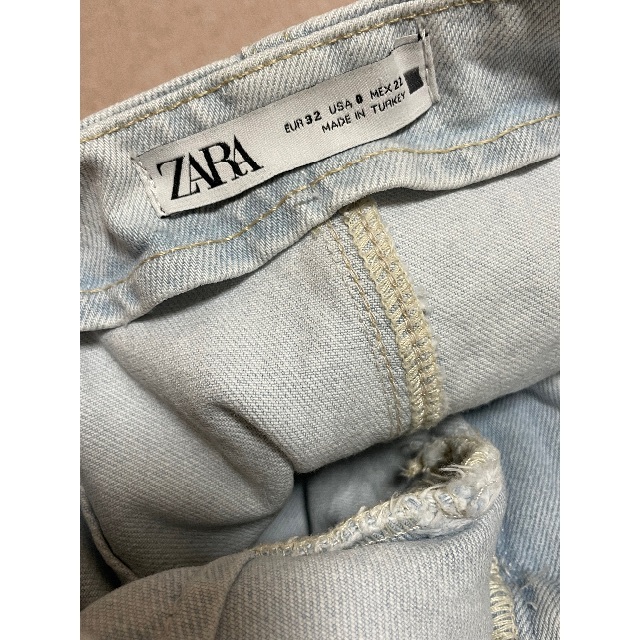 ZARA(ザラ)のZARA デニム レディースのパンツ(デニム/ジーンズ)の商品写真