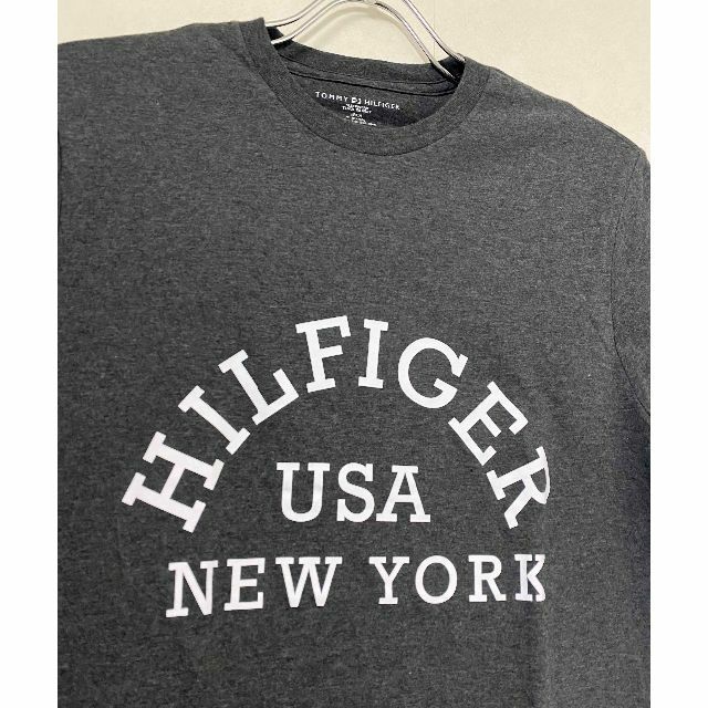 TOMMY HILFIGER(トミーヒルフィガー)の新品 XL ★ トミーヒルフィガー 半袖 Tシャツ カレッジプリント US-L メンズのトップス(Tシャツ/カットソー(半袖/袖なし))の商品写真