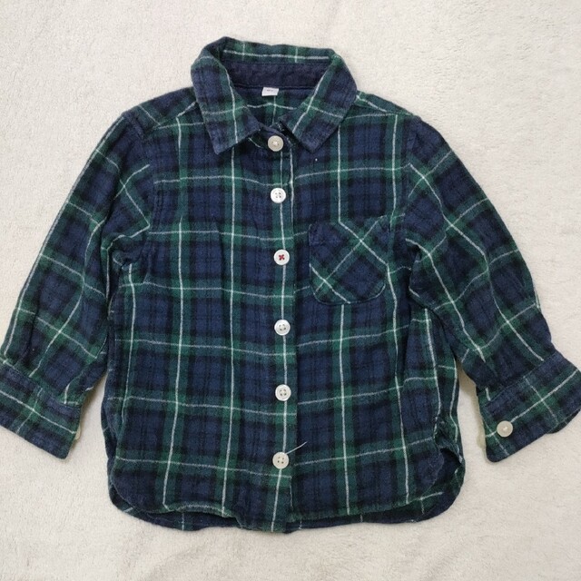 babyGAP(ベビーギャップ)の80センチ　チェックシャツ　2枚セット キッズ/ベビー/マタニティのベビー服(~85cm)(シャツ/カットソー)の商品写真