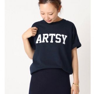 アパルトモンドゥーズィエムクラス(L'Appartement DEUXIEME CLASSE)の Deuxieme Classe ACHENE ARTSY T-SH(Tシャツ(半袖/袖なし))