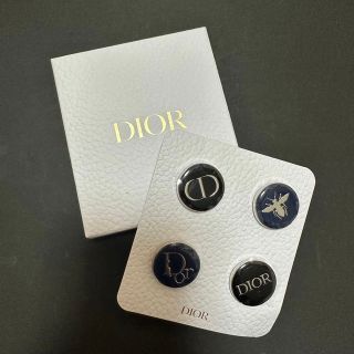 ディオール(Dior)のDior ウェルカムギフト ピンバッジ(ノベルティグッズ)