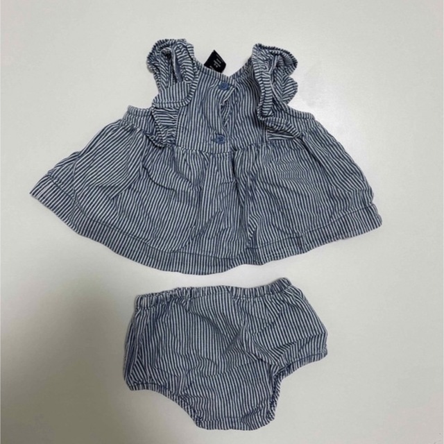 GAP(ギャップ)のGAP セットアップ　 キッズ/ベビー/マタニティのベビー服(~85cm)(ロンパース)の商品写真